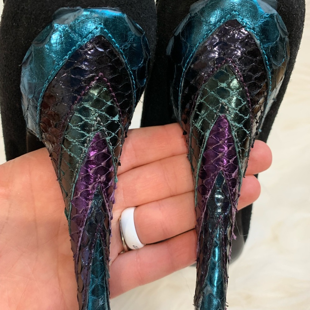 Sigerson Morrison black booties with metallic detail size 6 1/2